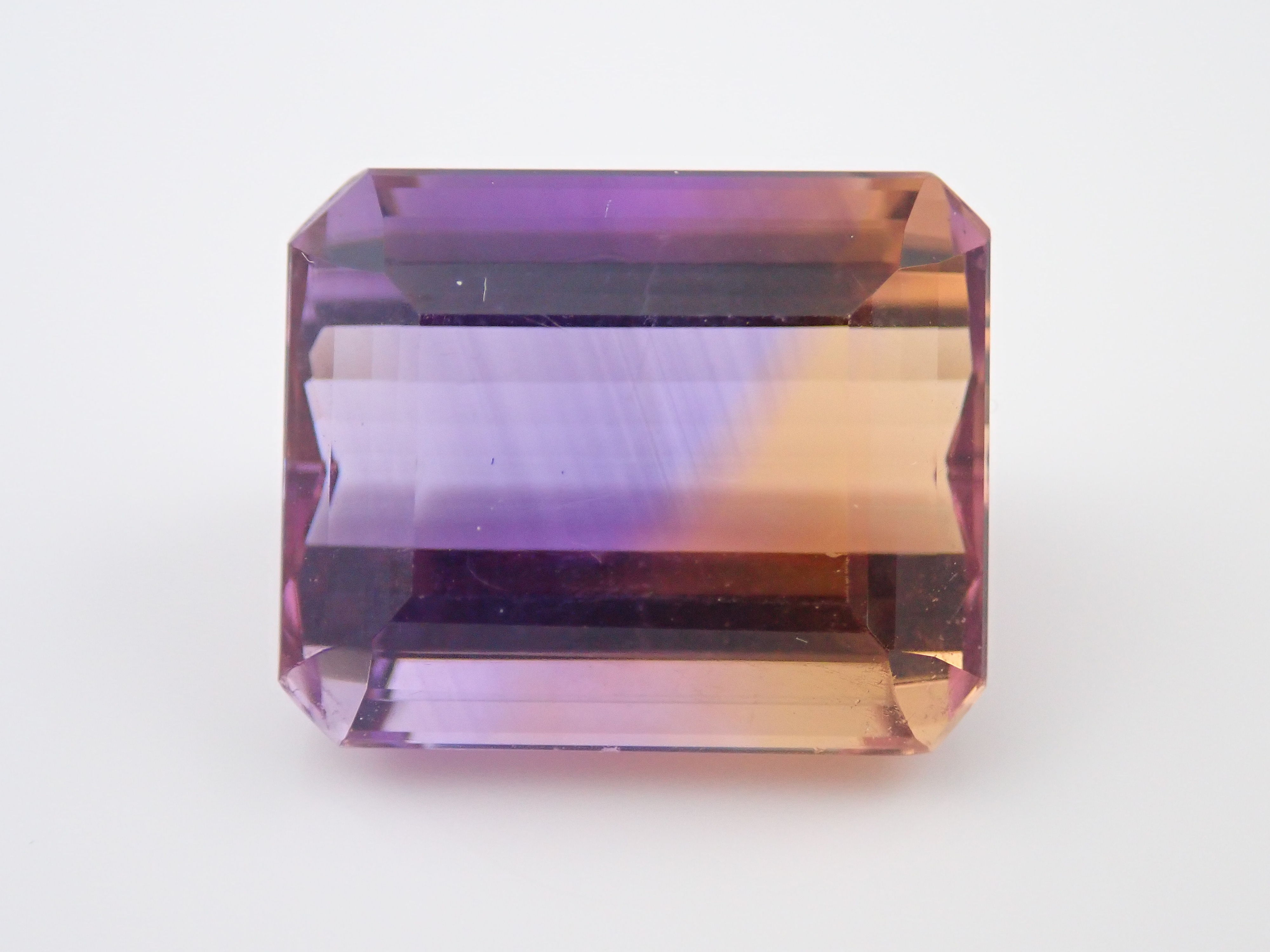 アメトリン ルース 正面