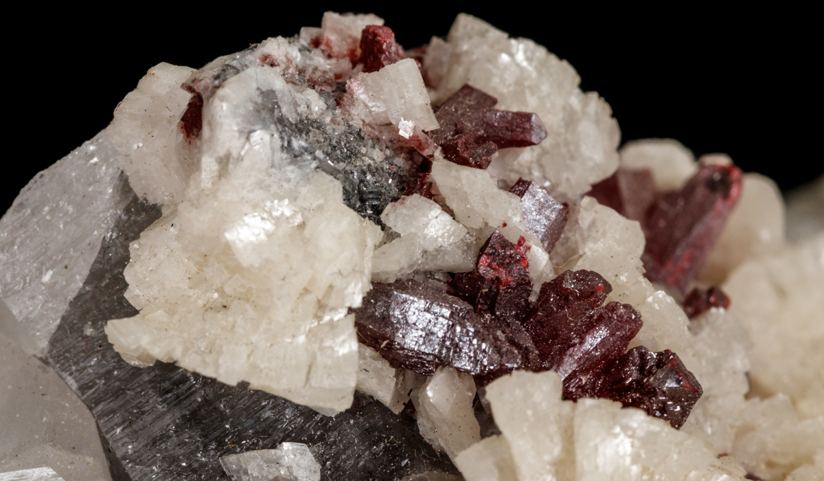 辰砂　シンシャ　原石　結晶