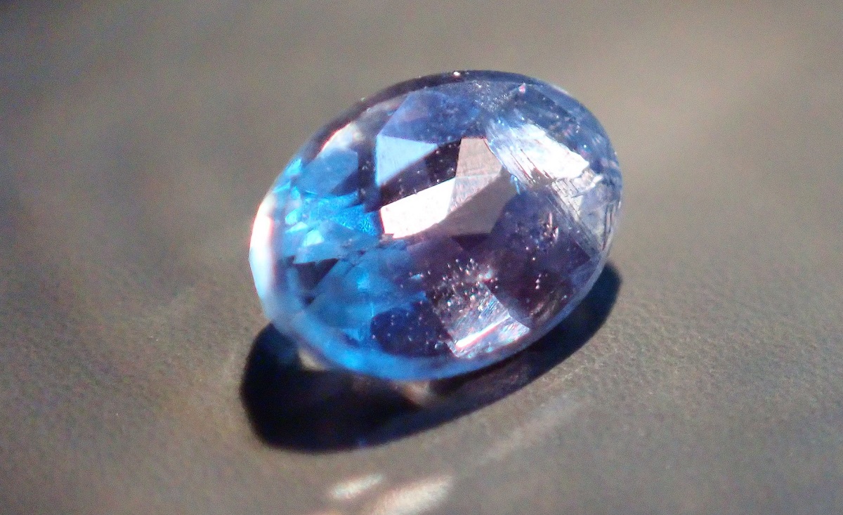 アレキサンドライト　ルース