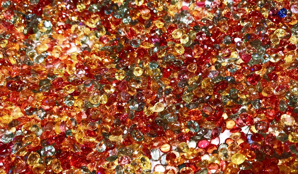 ベリリウム拡散処理サファイア