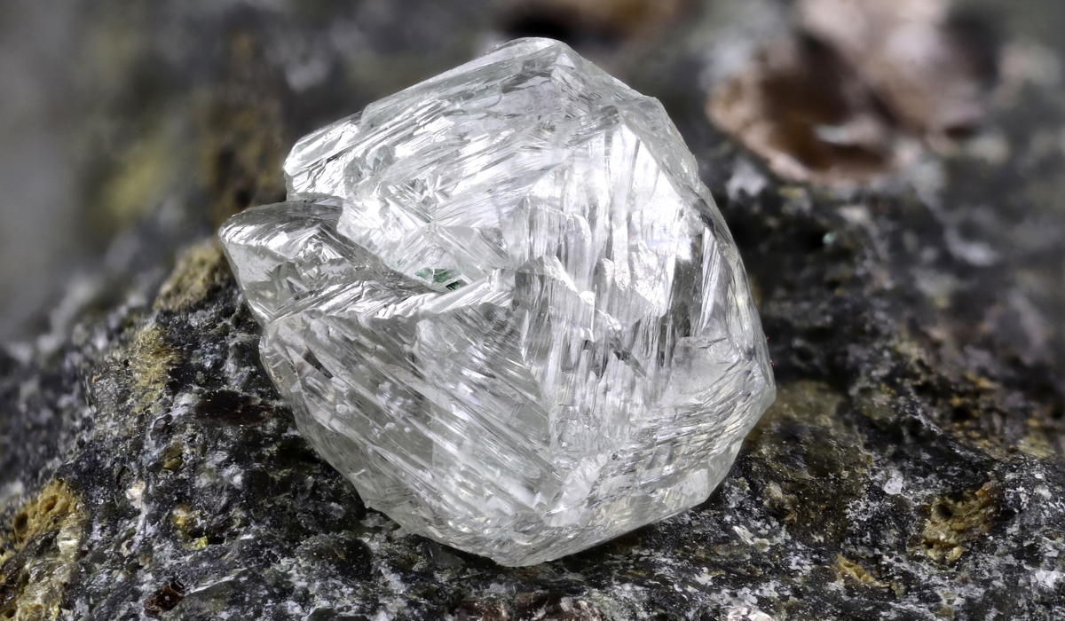 ダイヤモンド原石