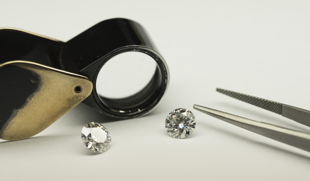 ダイヤモンド２