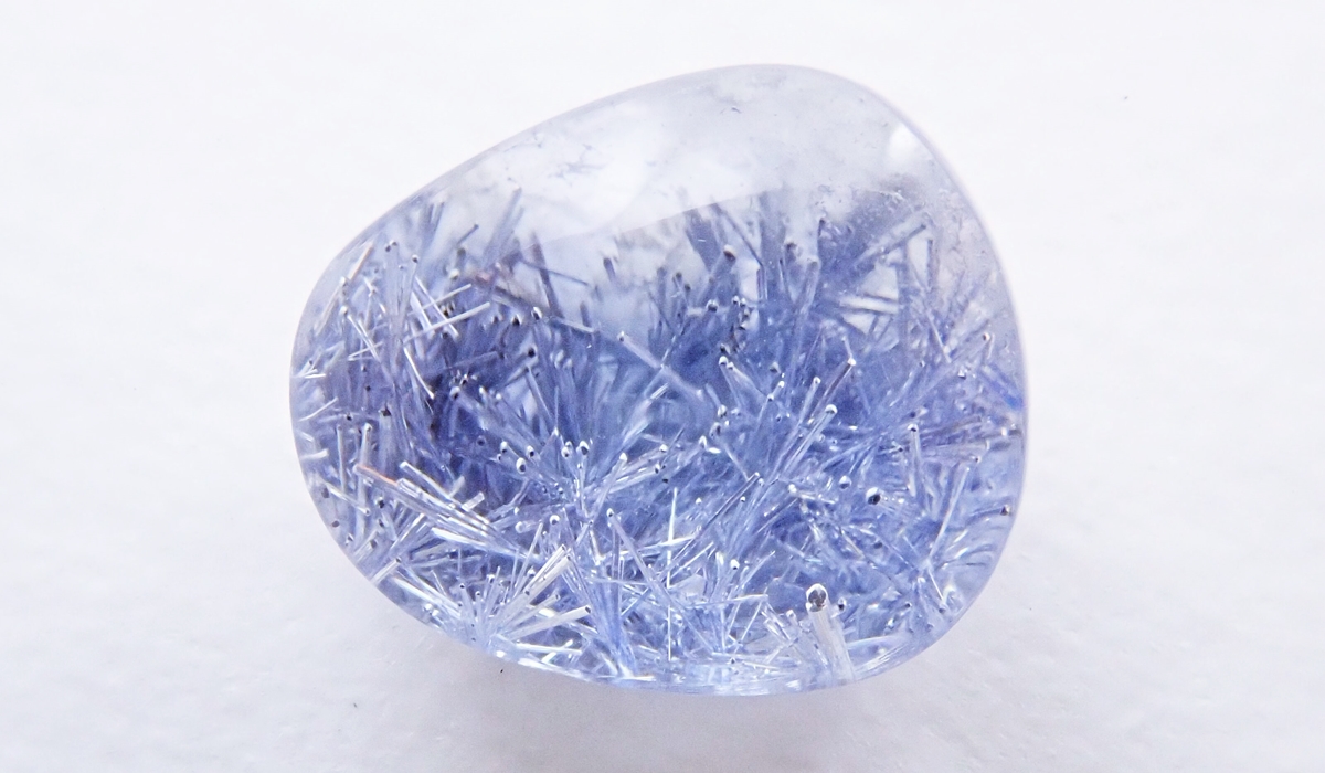 デュモルチェライトインクォーツ　ルース