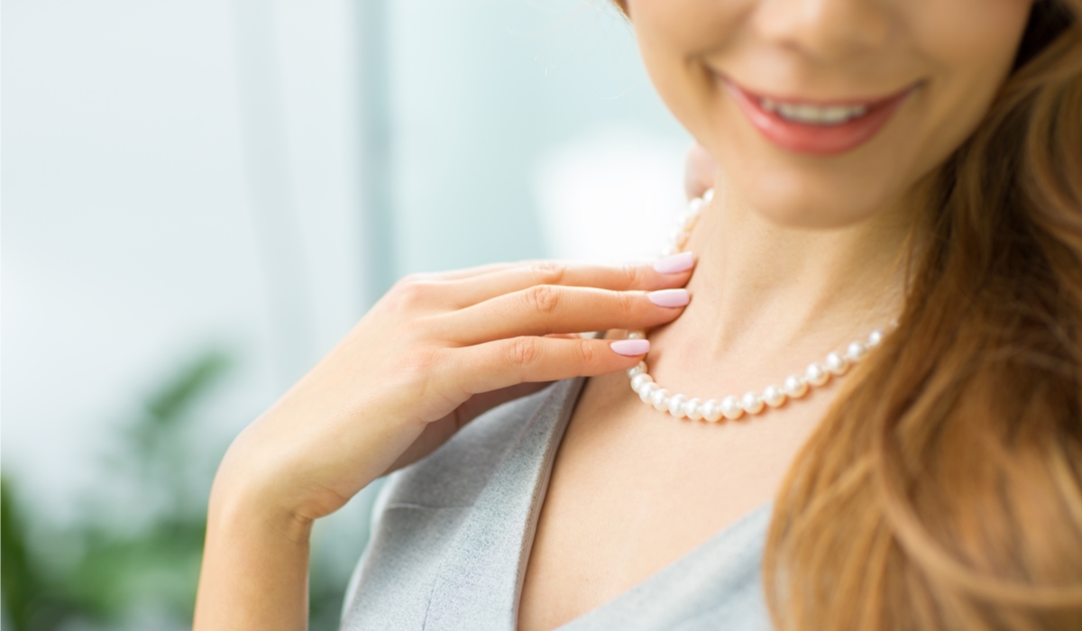 真珠ネックレス１