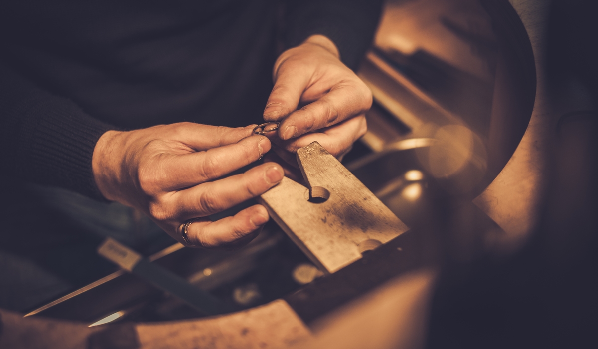 ジュエリー制作