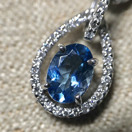 サンタマリアアクアマリン　ペンダントトップ