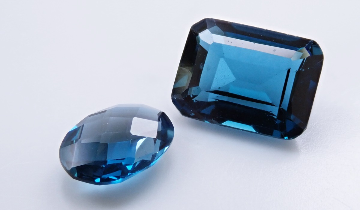 ロンドンブルートパーズ　ルース