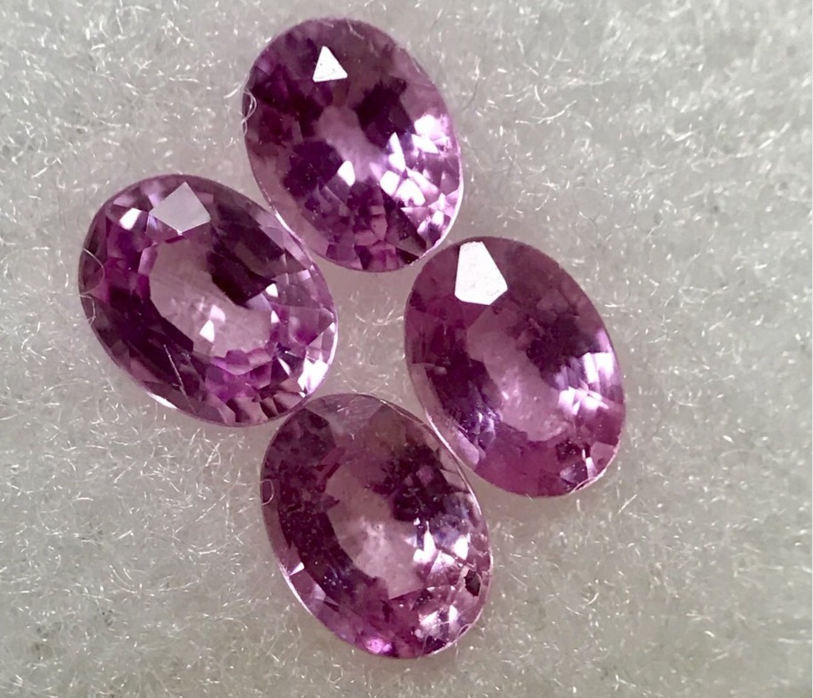 ピンクサファイア