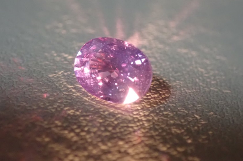 バイカラーサファイア