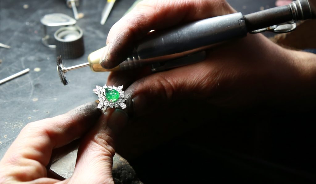 エメラルドジュエリー制作