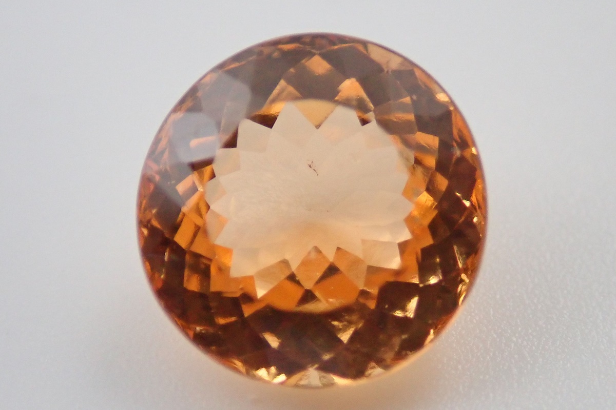 ヘソナイトガーネット　ルース