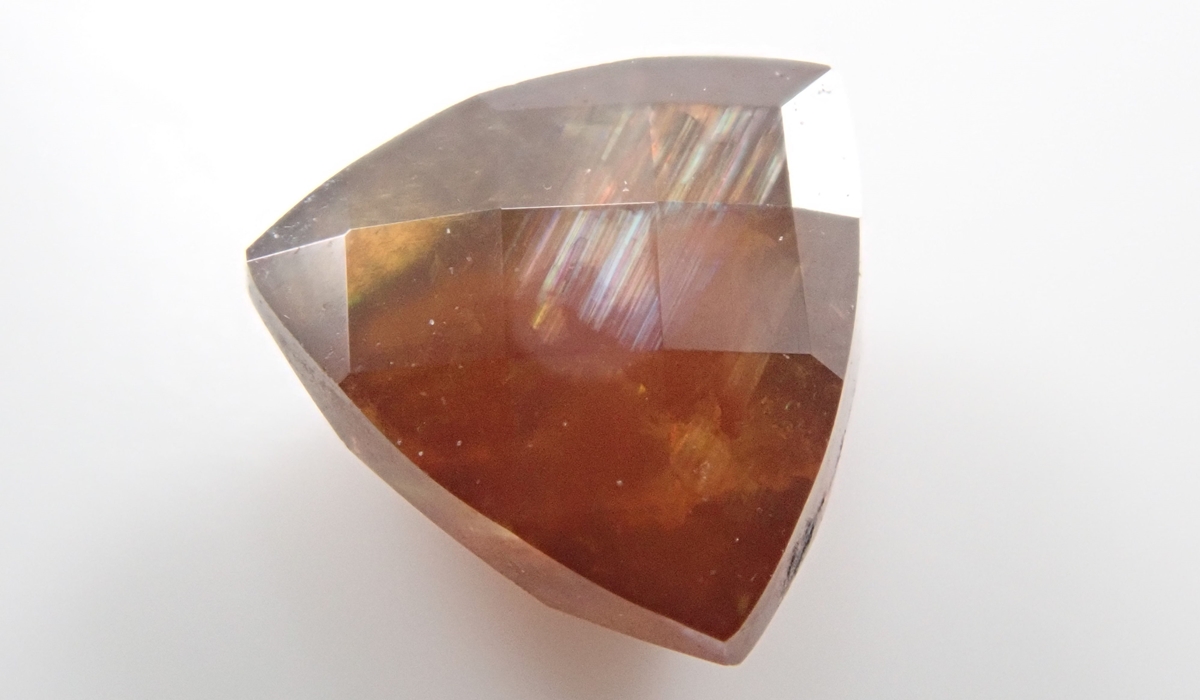 レインボーガーネット ルース