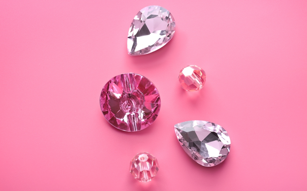 ピンクの宝石