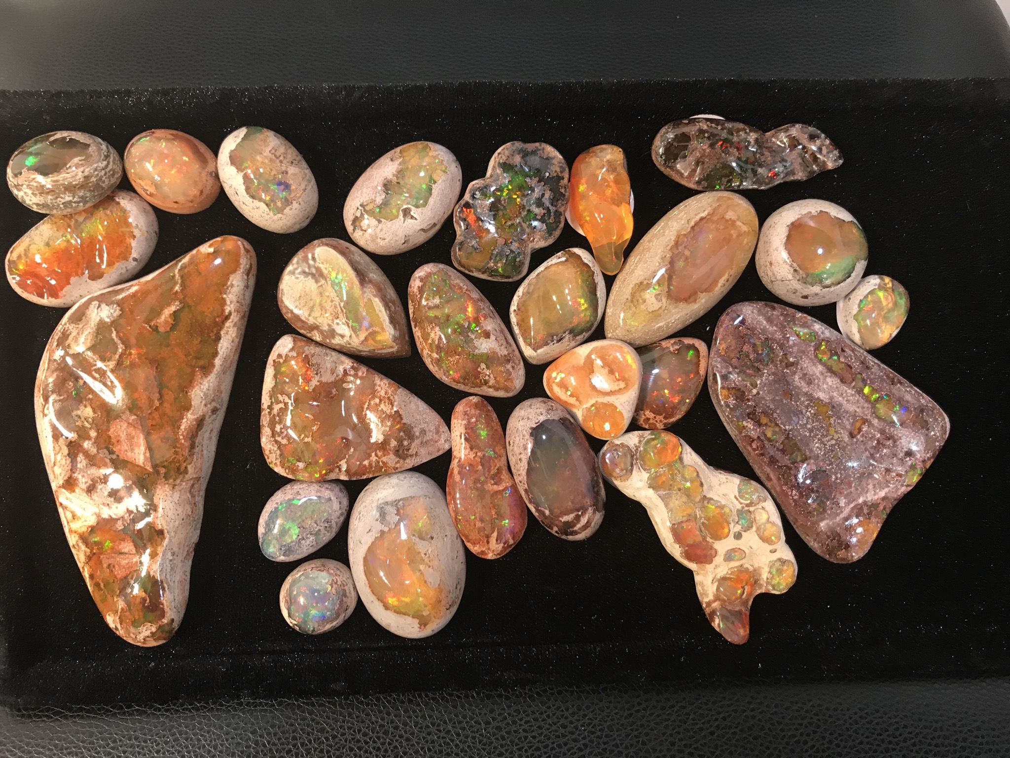 カンテラオパール 