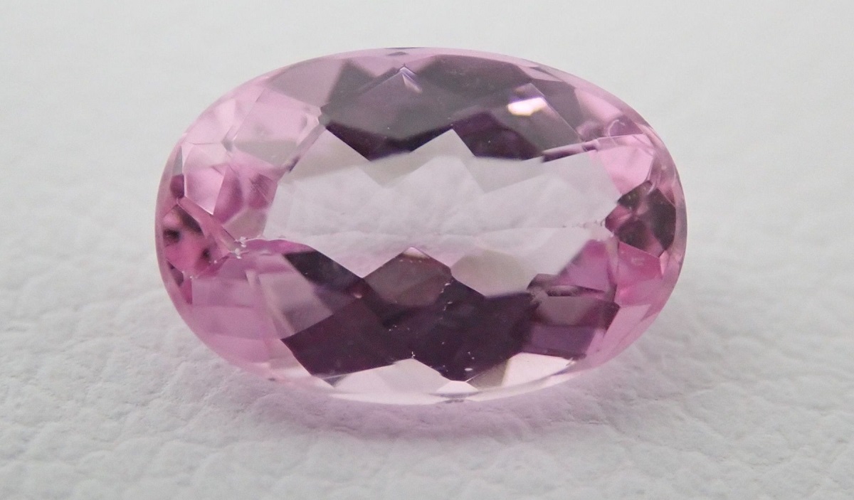 インペリアルトパーズ　ピンク　ルース