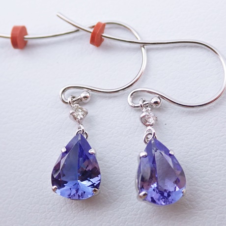 タンザナイト　ピアス