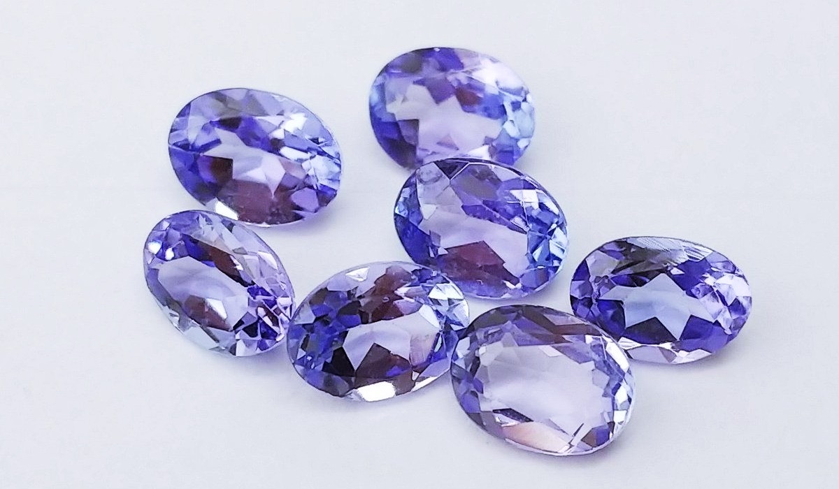 タンザナイト　ルース