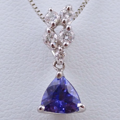タンザナイト　ネックレス