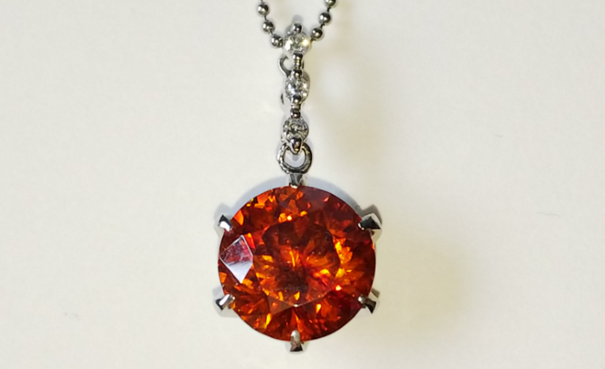 スファレライトネックレス