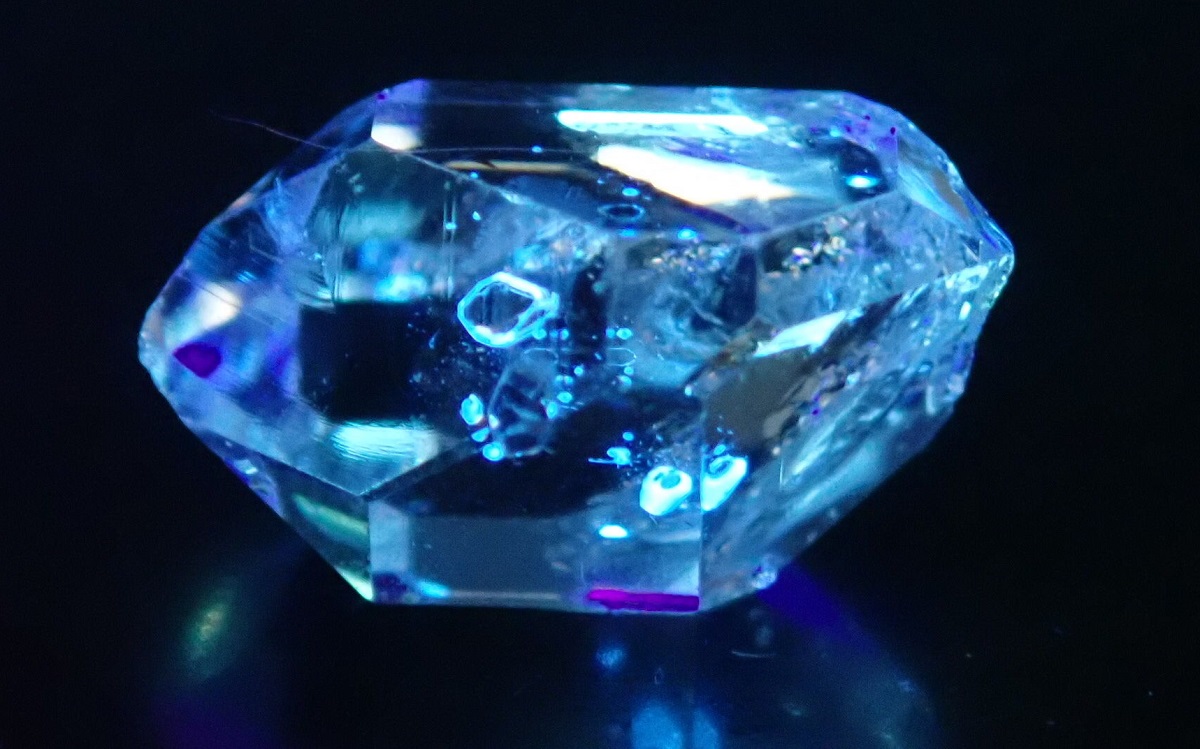 オイルインクォーツ