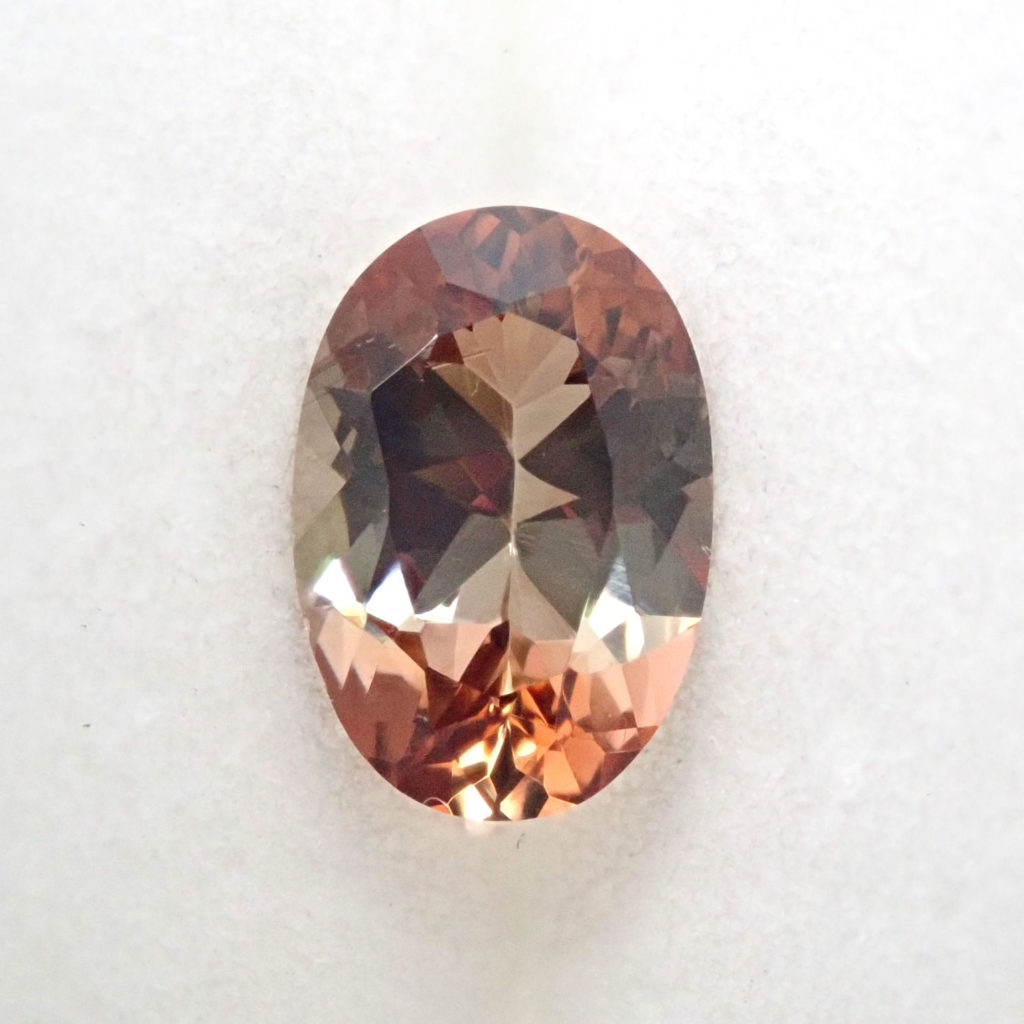 アンダリュサイト