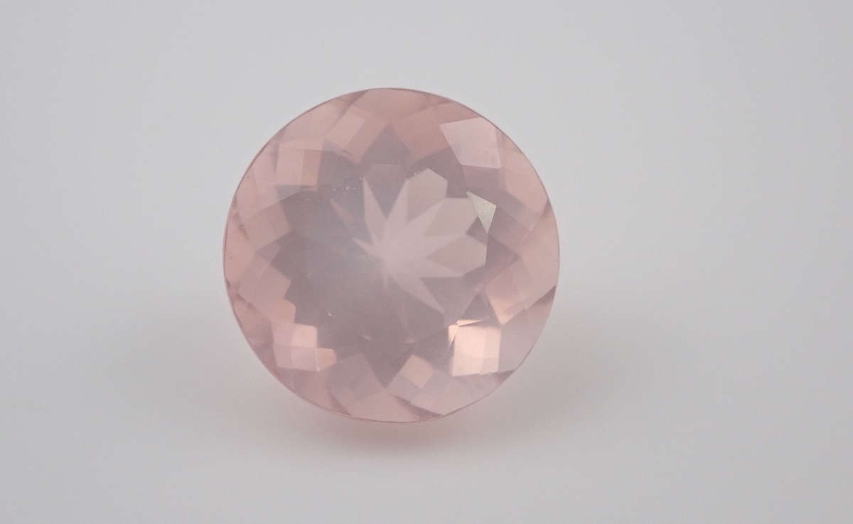 ローズクォーツ　ルース