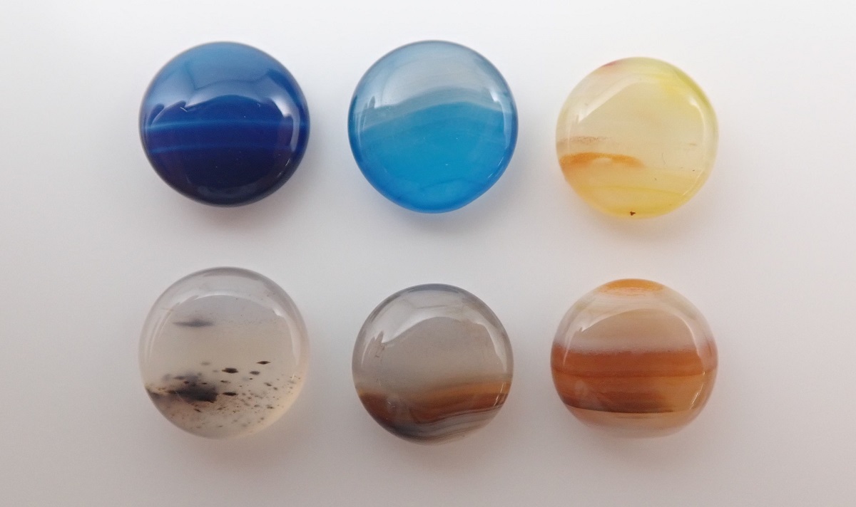 カルセドニー　ルース