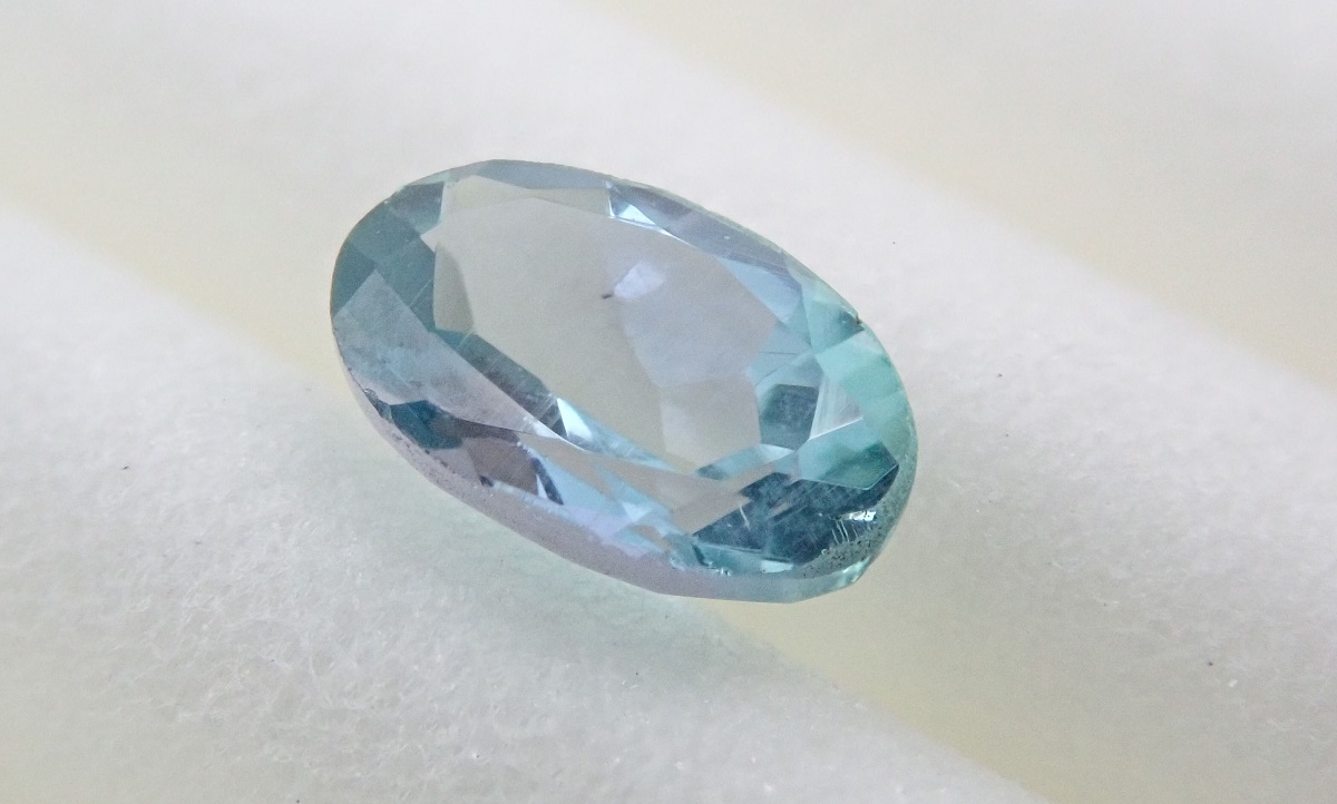 コーネルピン　ルース　ブルー