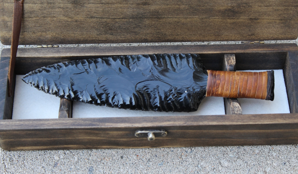 オブシディアン　