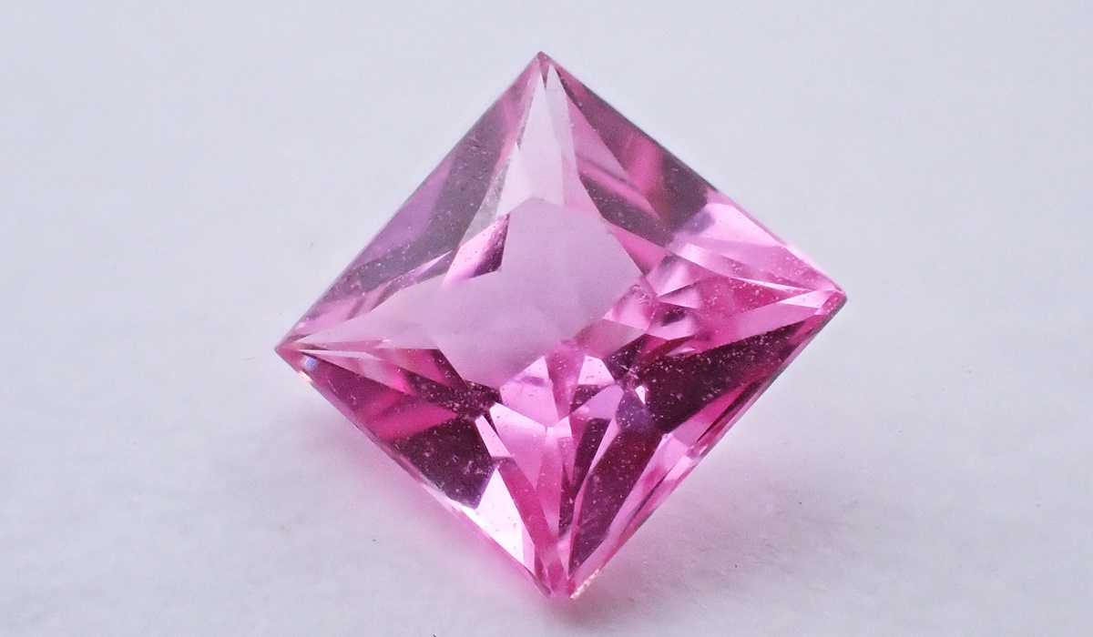ピンクサファイア　ルース