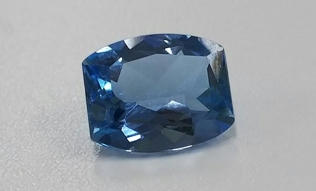 サンタマリアアクアマリン　ルース