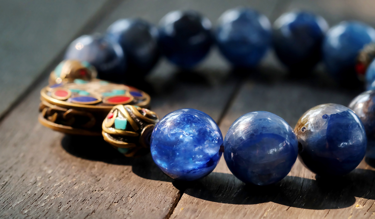 カイヤナイト　ブレスレット