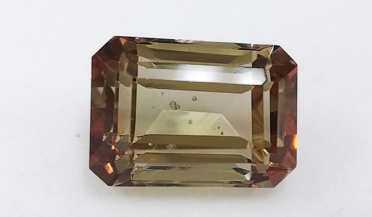 アンダリュサイト　ルース