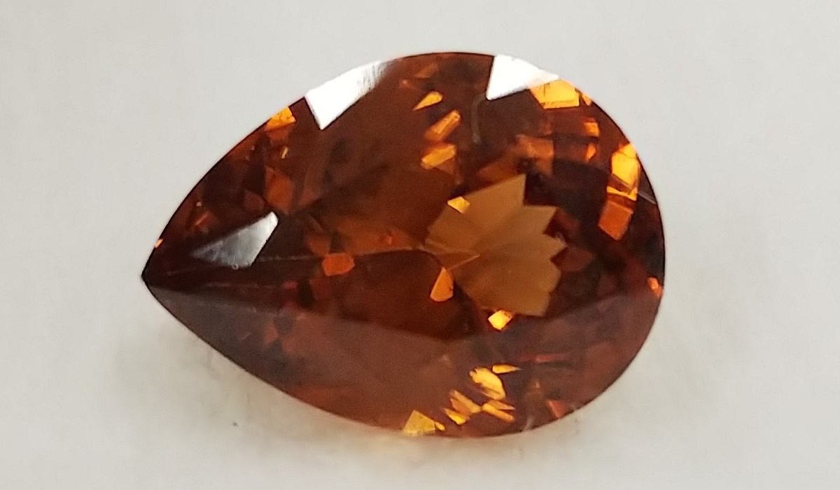 ブラウンジルコン　ルース