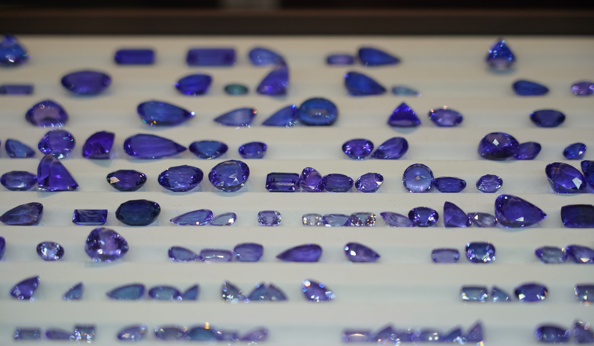 タンザナイト　ルース