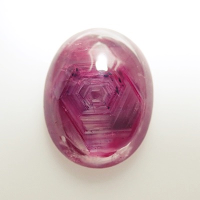 ルビー　ルース