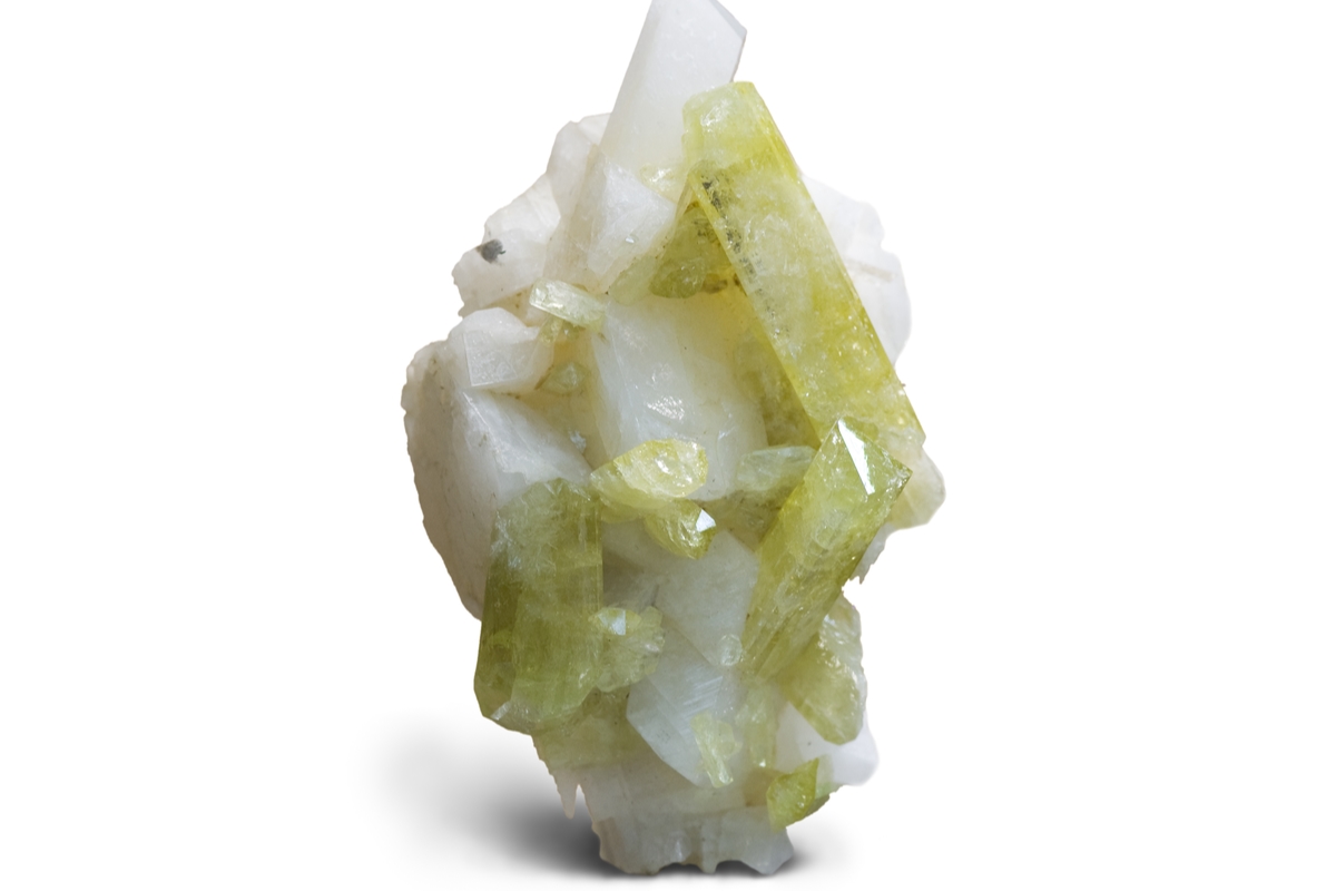 ブラジリアナイト　原石