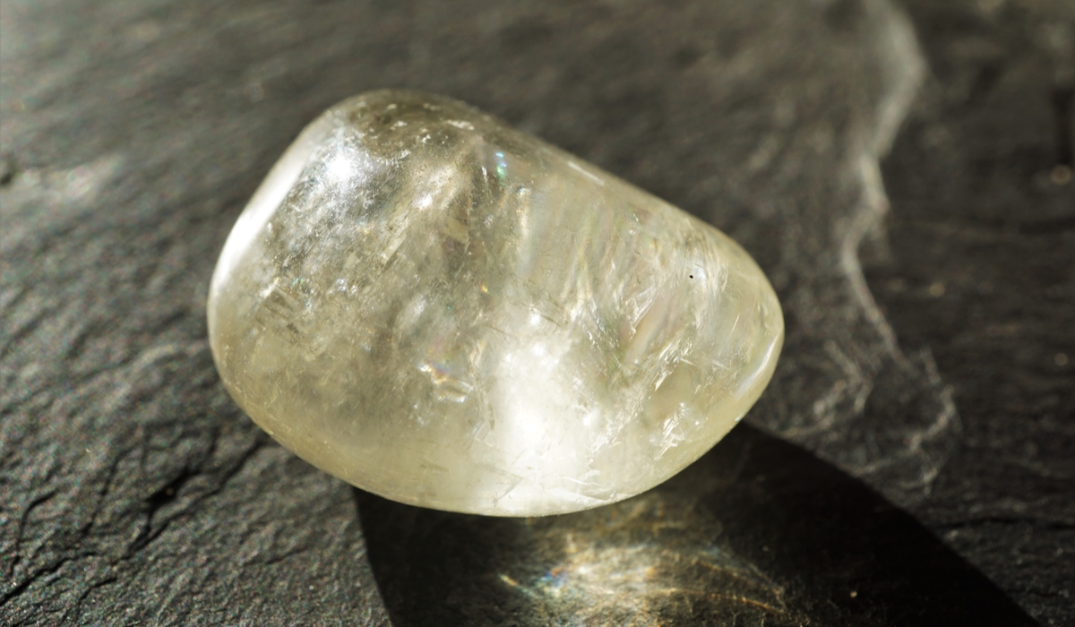 アンブリゴナイト　ルース