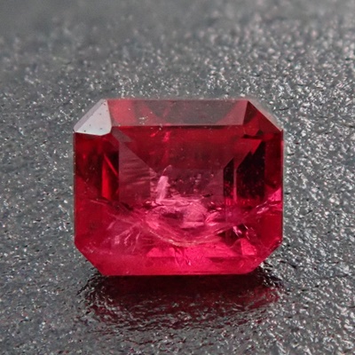 レッドベリル　ビクスバイト　ルース