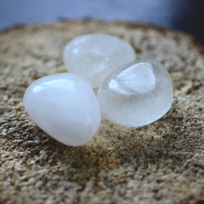 ミルキークォーツ　ルース