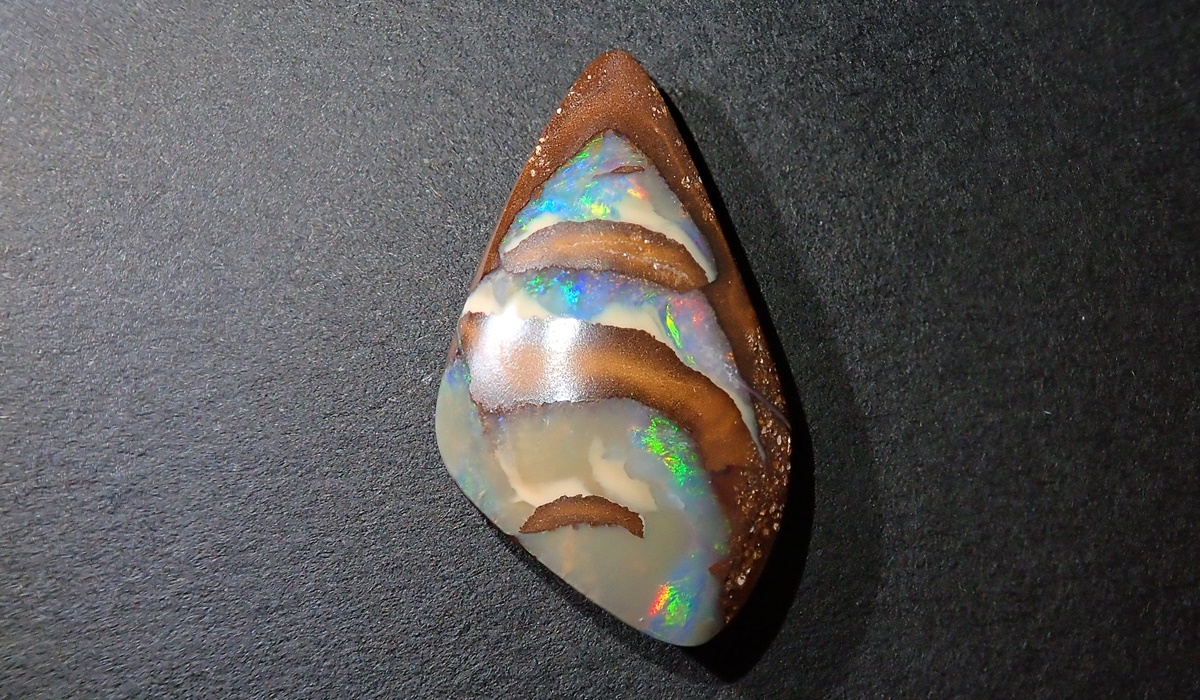 ボルダーオパール　ルース