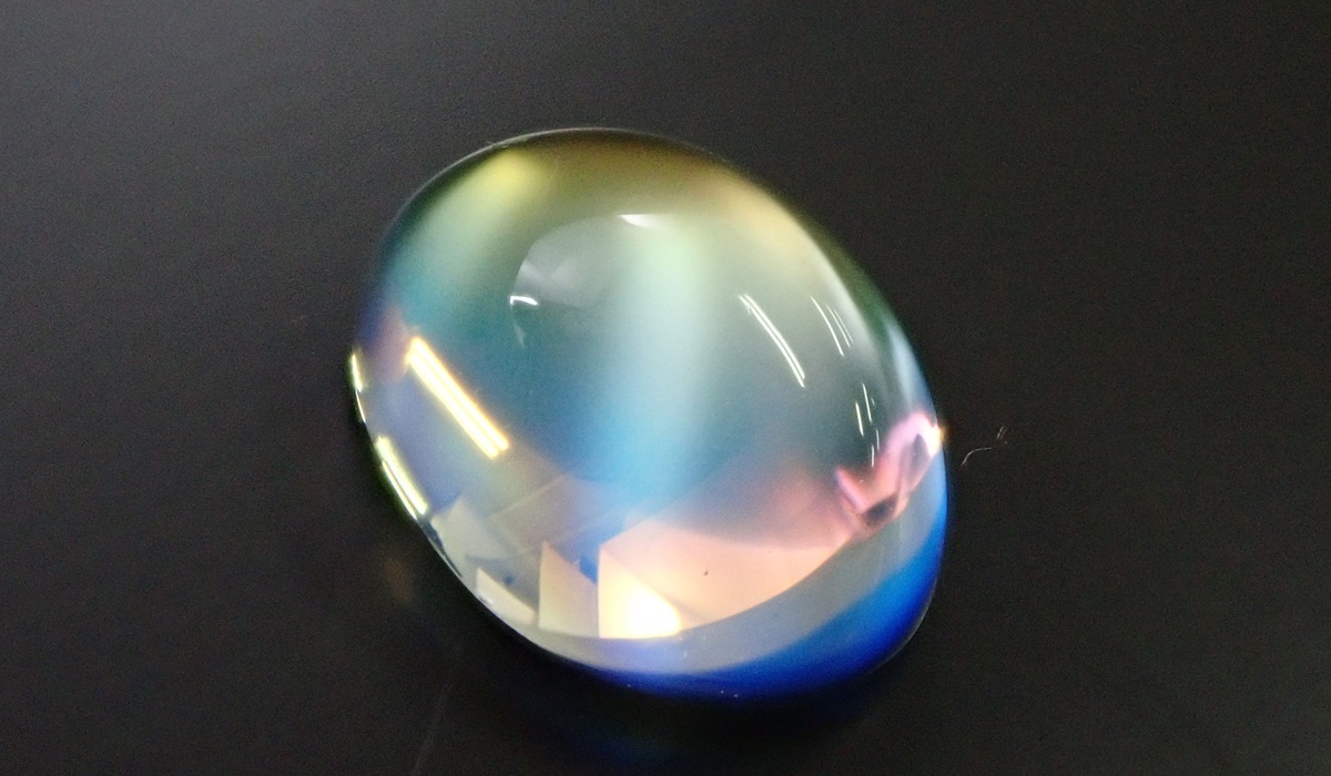 レインボームーンストーン　ルース