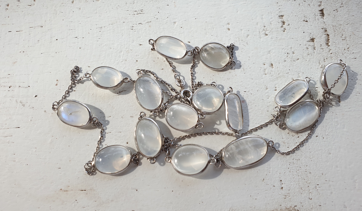 ムーンストーン　ジュエリー