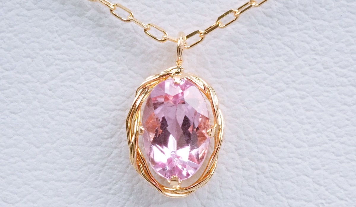 ピンクトパーズ　ネックレス