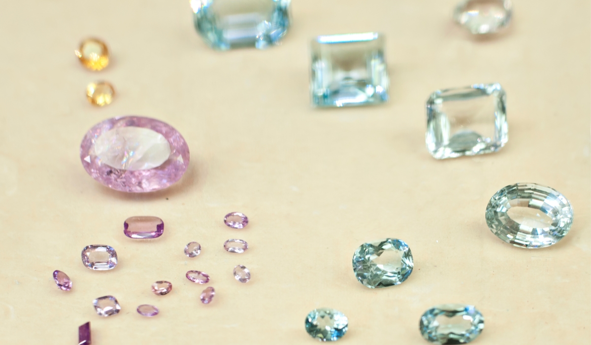 トパーズ　ルース