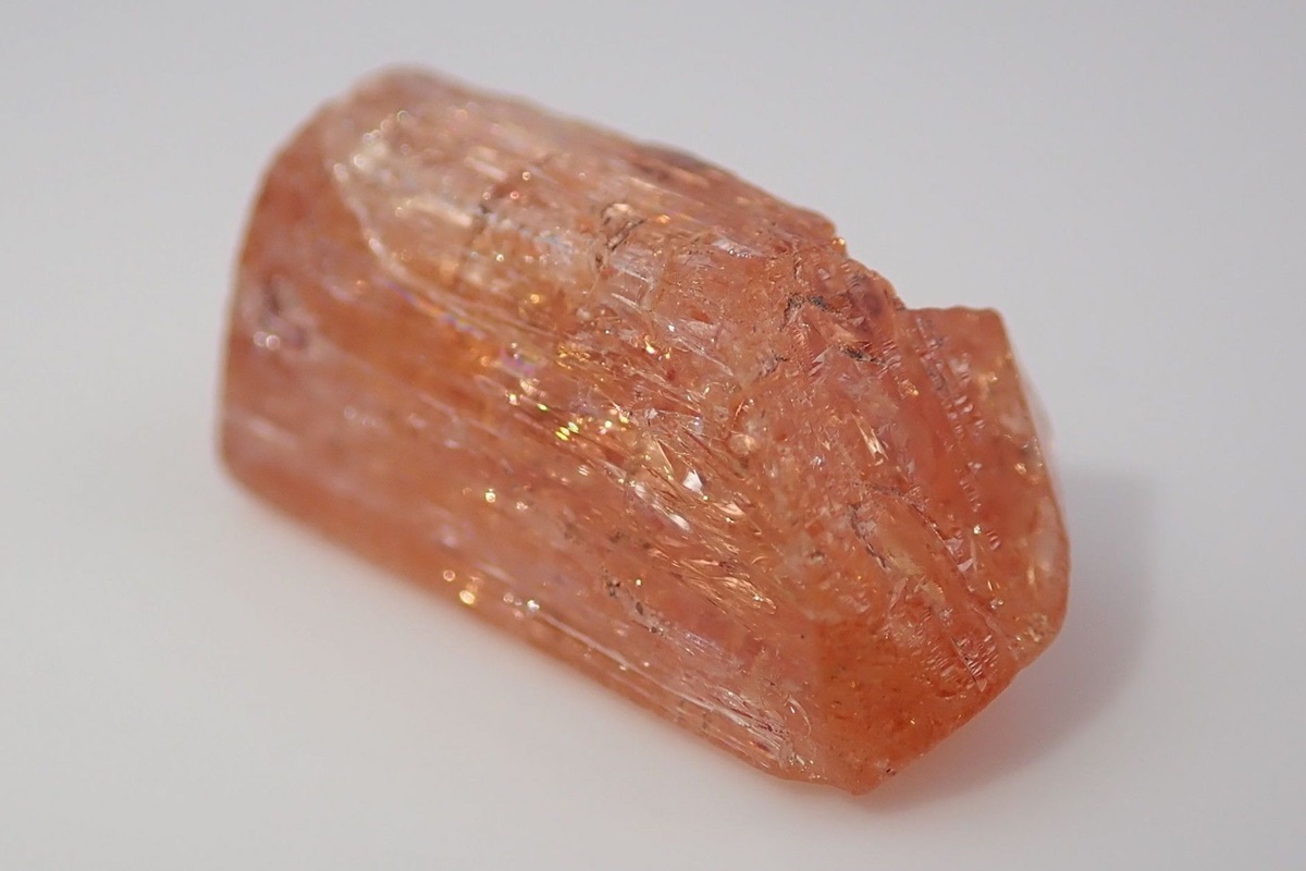 インペリアルトパーズ　原石