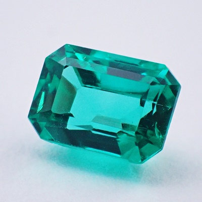 エメラルド　ルース