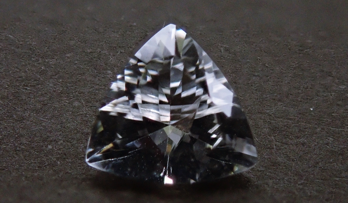 ペタライト　ルース