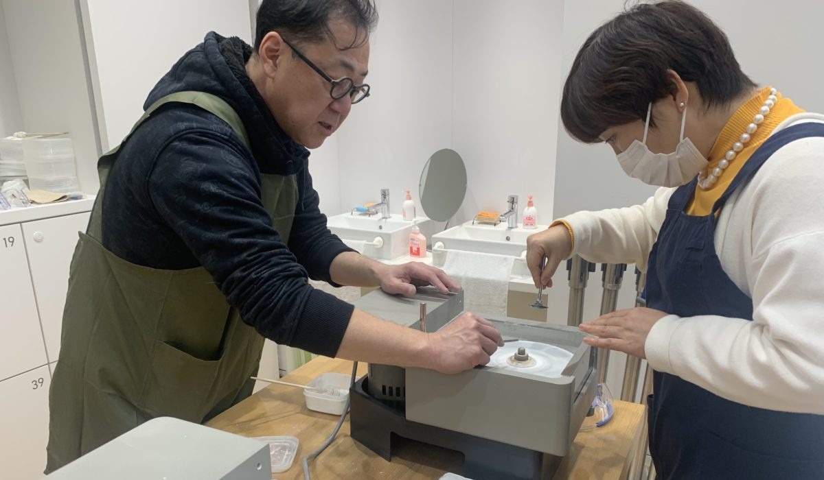 山梨ジュエリーミュージアム　研磨体験