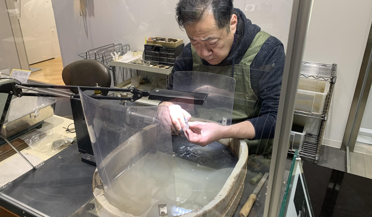 山梨ジュエリーミュージアム　実演工房